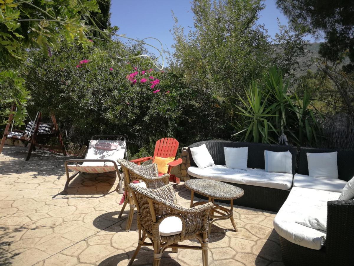 Villa Murgia Solanas  Εξωτερικό φωτογραφία
