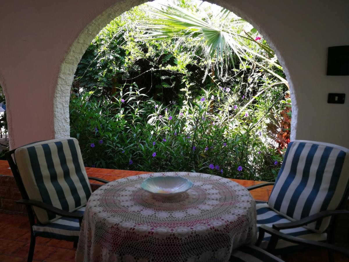 Villa Murgia Solanas  Εξωτερικό φωτογραφία