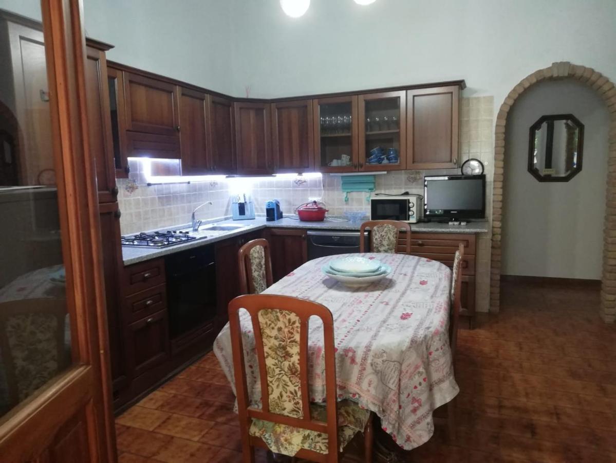 Villa Murgia Solanas  Εξωτερικό φωτογραφία