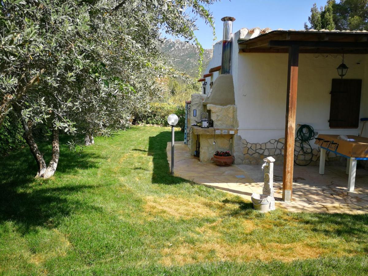 Villa Murgia Solanas  Εξωτερικό φωτογραφία