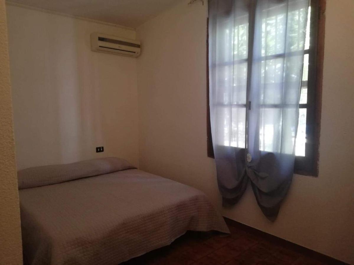 Villa Murgia Solanas  Εξωτερικό φωτογραφία