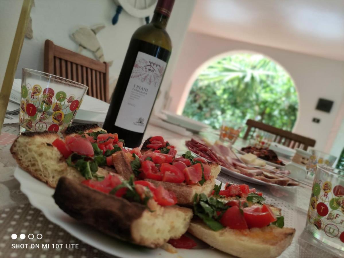 Villa Murgia Solanas  Εξωτερικό φωτογραφία